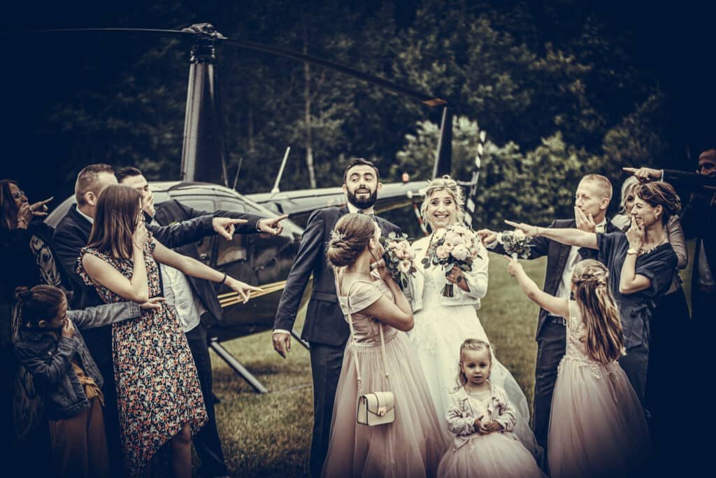 @Photos issues du reportage photos vidéo de mariage couvert par le Studio 7700BE Chez Fhano Geraldine et Sebastien 0844