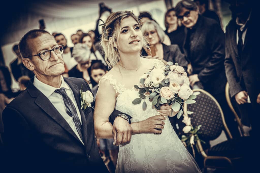 @Photos issues du reportage photos vidéo de mariage couvert par le Studio 7700BE Chez Fhano Geraldine et Sebastien 0933