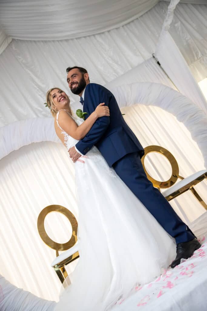 @Photos issues du reportage photos vidéo de mariage couvert par le Studio 7700BE Chez Fhano Geraldine et Sebastien 0956