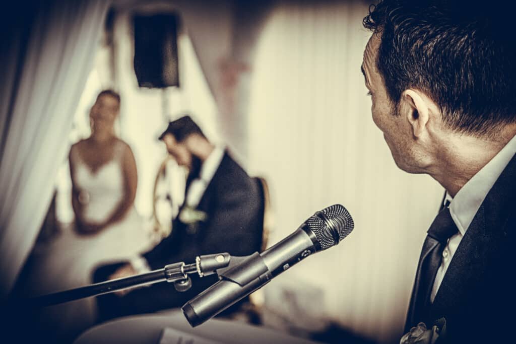 @Photos issues du reportage photos vidéo de mariage couvert par le Studio 7700BE Chez Fhano Geraldine et Sebastien 0978