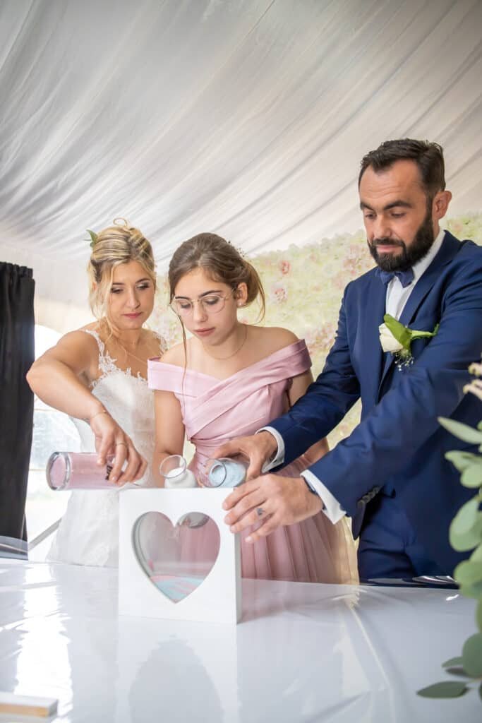 @Photos issues du reportage photos vidéo de mariage couvert par le Studio 7700BE Chez Fhano Geraldine et Sebastien 1044