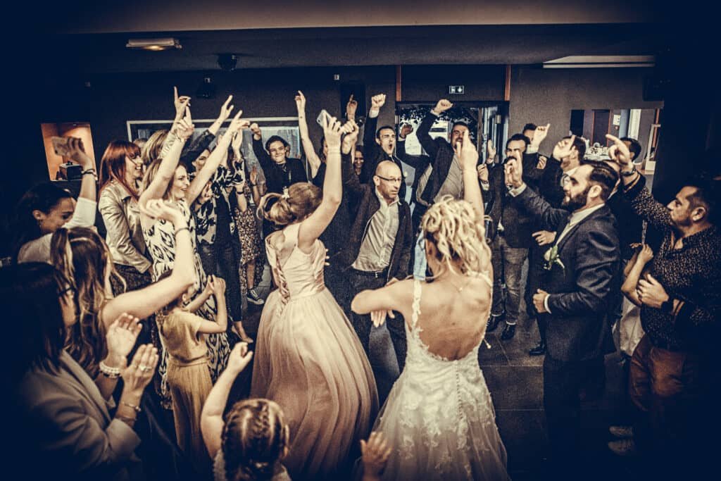 @Photos issues du reportage photos vidéo de mariage couvert par le Studio 7700BE Chez Fhano Geraldine et Sebastien 1508