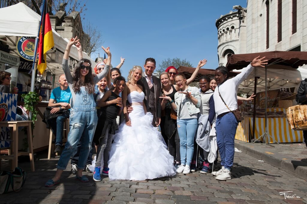 Le Studio 7700 BE vous propose Des photos en habits de mariés dans les rue de Paris, de Brugge ou autres 8