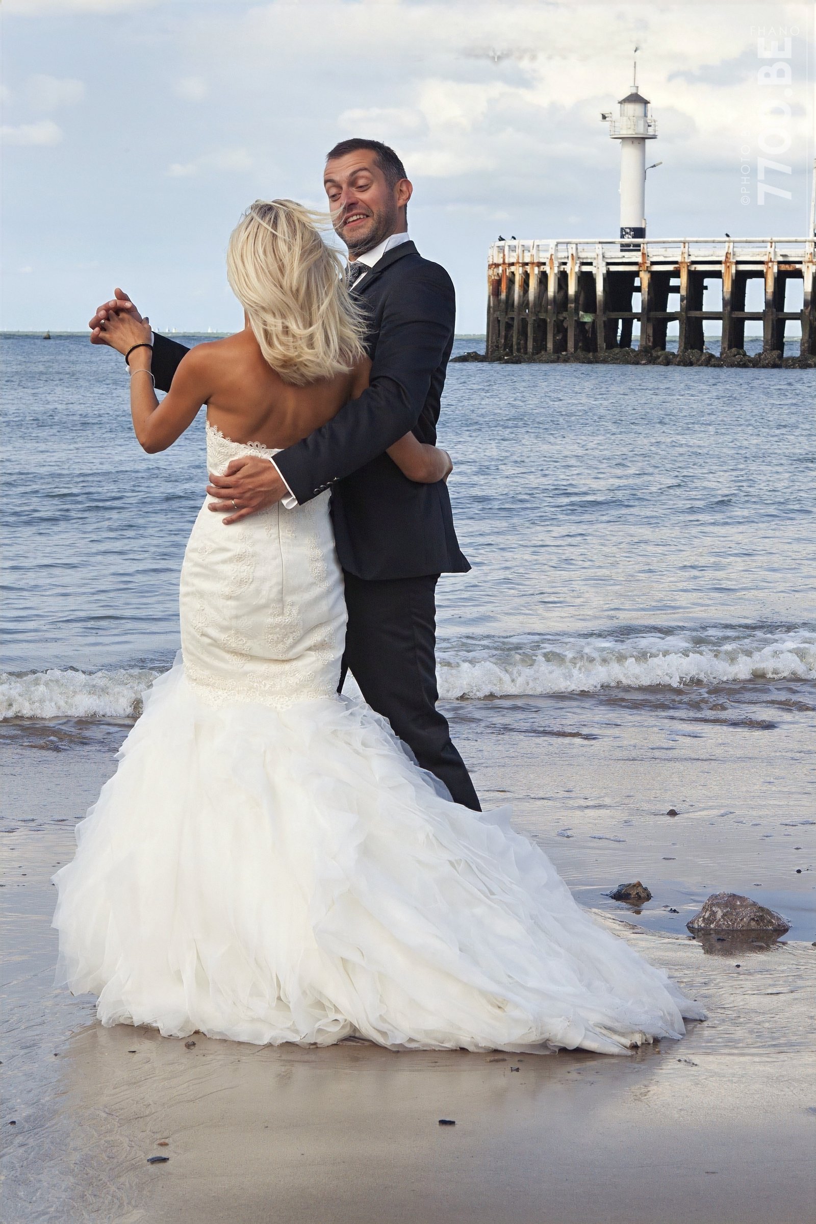 Séance photos Trash the Dress à la mer — Ostende — photo 13